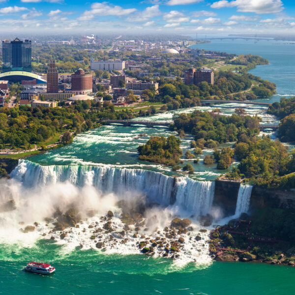 Cataratas del Niagara  - Excursión de 2 Días desde New York a las Cataratas del Niágara y Compras en las Tiendas Outlets