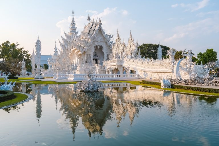 Wat Rong Khun, templo blanco, Chiang Rai, Tailandia.