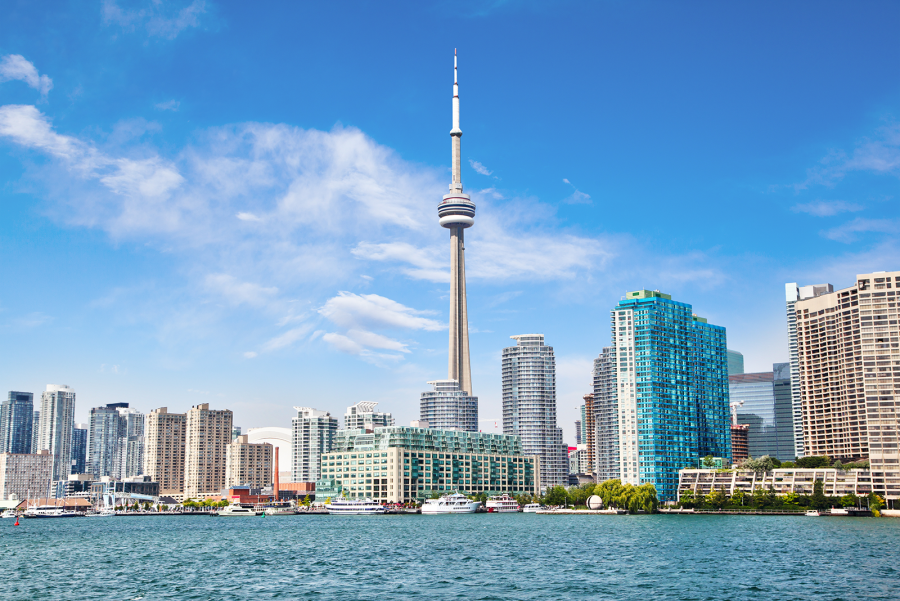 Excursion de 3 Dias a Las Cataratas del Niagara, Toronto, Las 1000 Islas & Compras en las Tiendas Outlets - Imagen 4